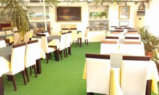Pansion Mimoza Bed & Breakfast Херцег Нови Екстериор снимка