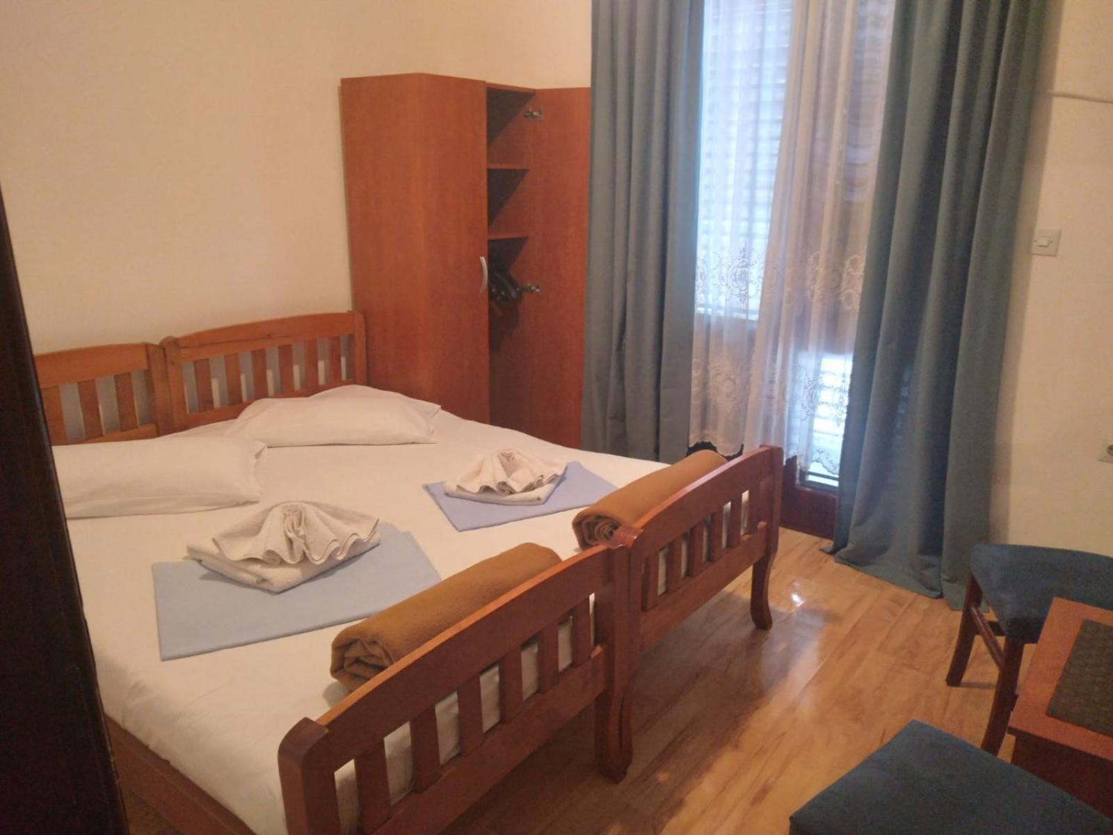 Pansion Mimoza Bed & Breakfast Херцег Нови Екстериор снимка